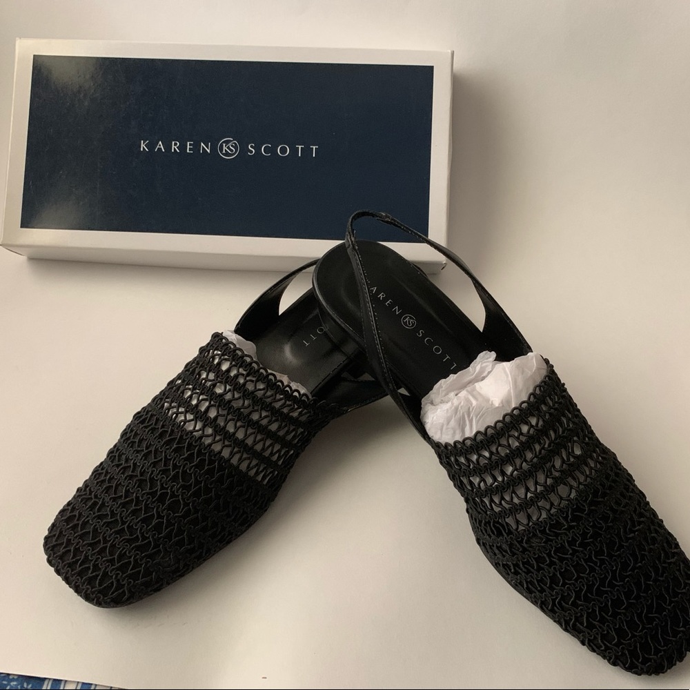 Karen Scott Sandals